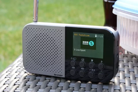 Sharp Osaka DR-P520 Handheld/Pocket DAB Radio Review